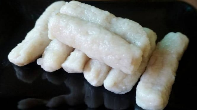 Pempek Cilacap yang Tersembunyi di Gang Sempit